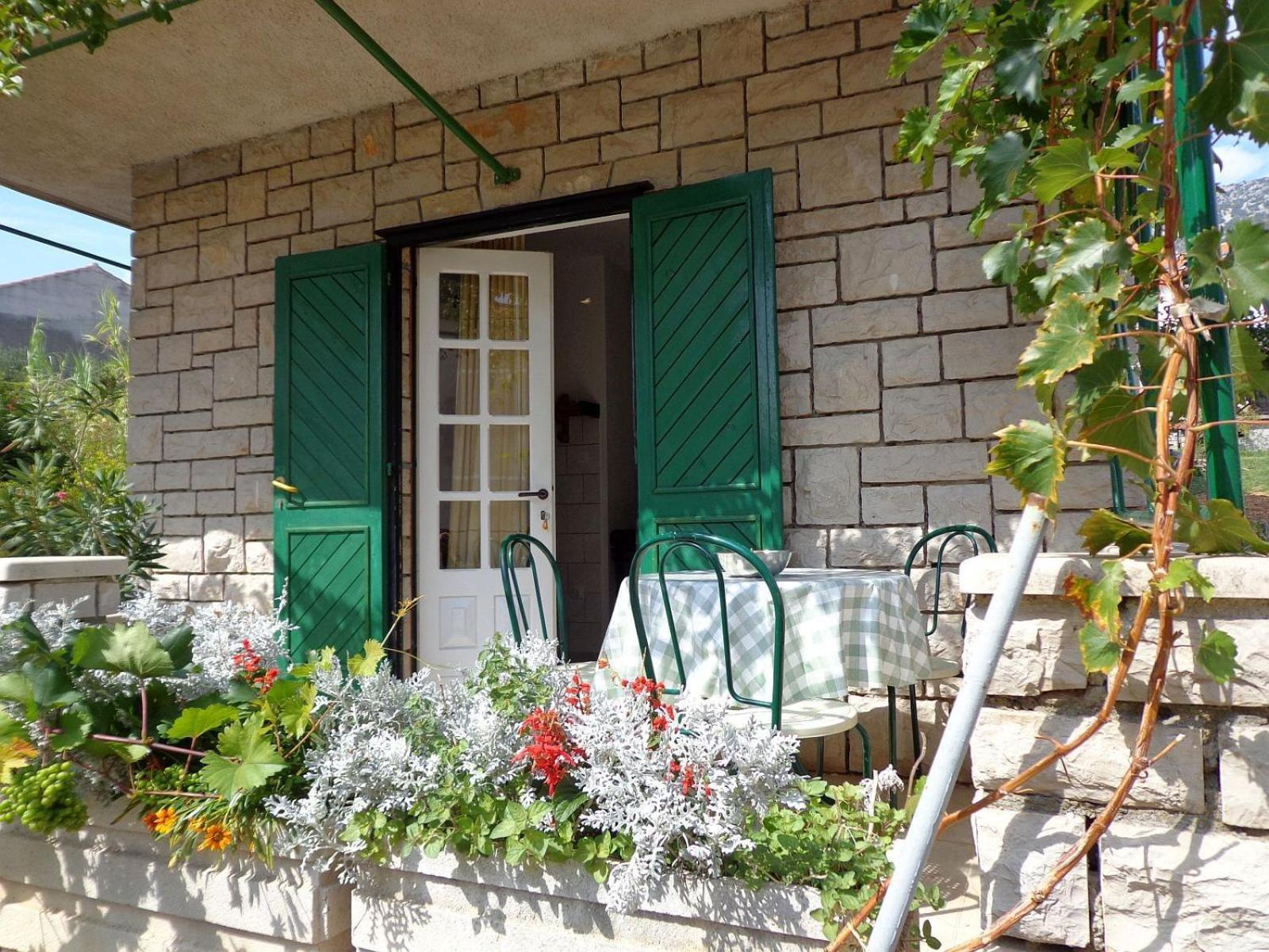 Apartment Brane Bol Exterior photo